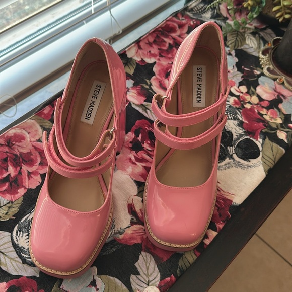 NEW!! Steve Madden pink platform patent leather shoes size 10M - Picture 2 of 5